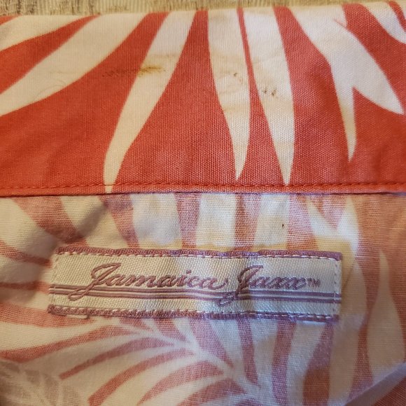 Sleeveless Button-Down by JAMAICA JAXX - Picture 5 of 12